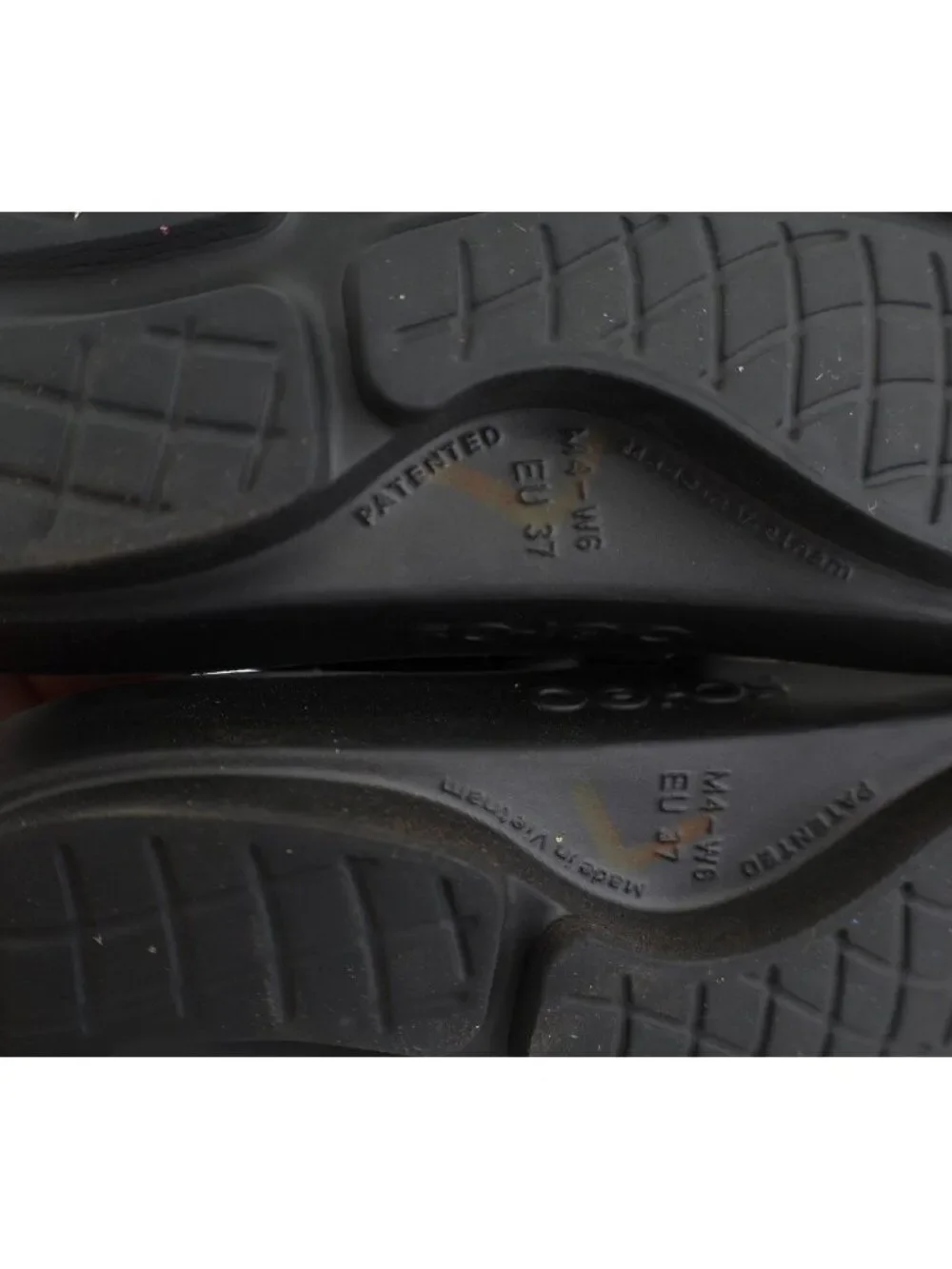 Oofos Womens OOriginal Sandal Size 6 Black Thong Slide Sport Recovery Shoe Comfy